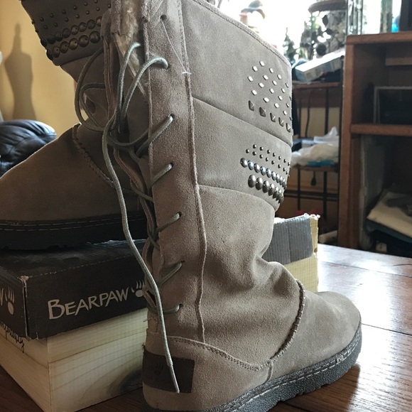 BEARPAW SILVERTHORNE BOOTS - Picture 2 of 4